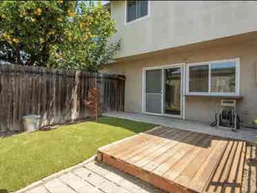 Bright, 1 Bedroom For Rentt