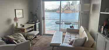 Harbour View, Balcony & Chill Vibes