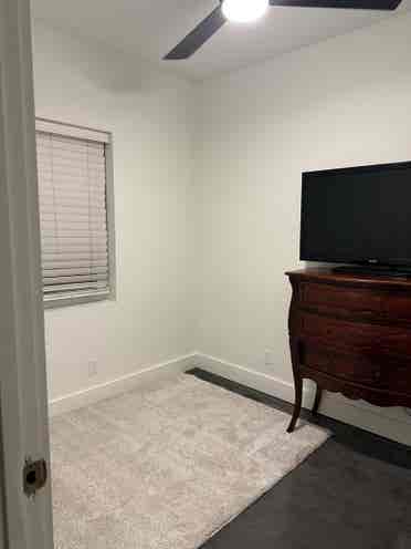 North Oakland private  bedroom