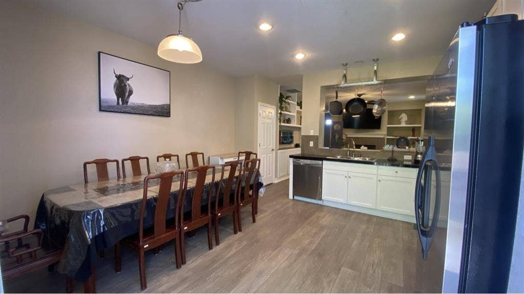 Bedroom for rent near DIA