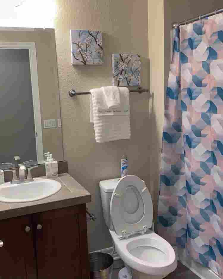 Bedroom for rent near DIA
