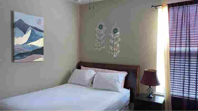 Bedroom for rent near DIA