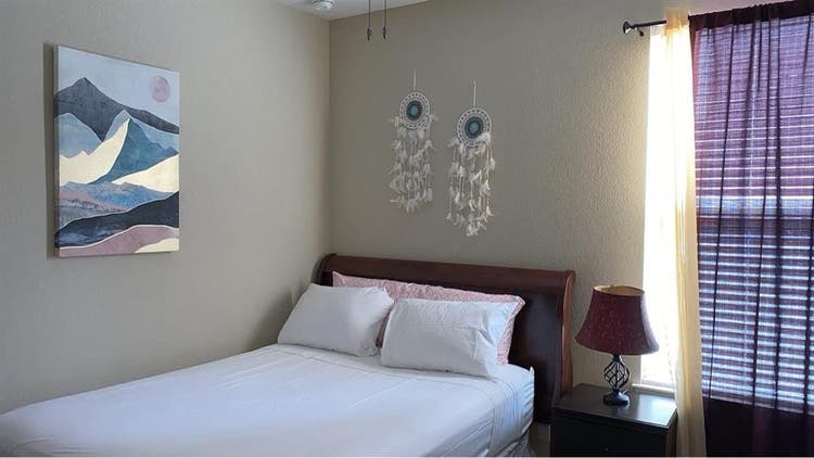 Bedroom for rent near DIA