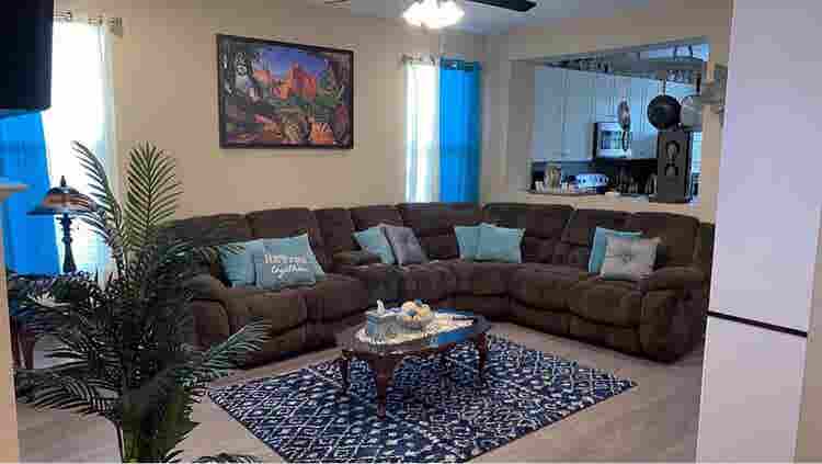 Bedroom for rent near DIA