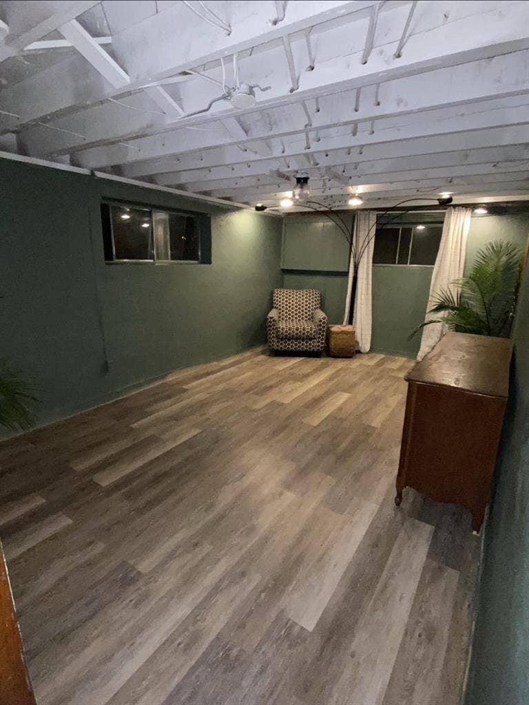 East Ridge Rancher  mins downtown