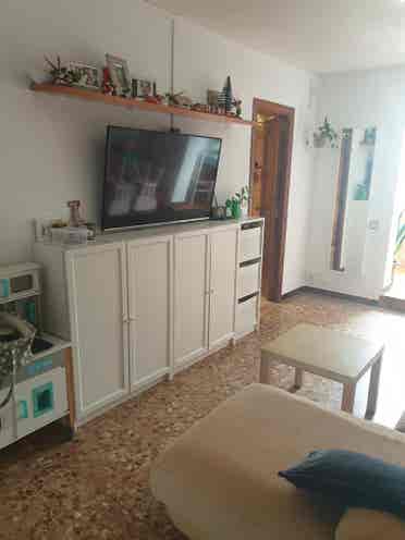 Alquilo habitación en Vía Julia