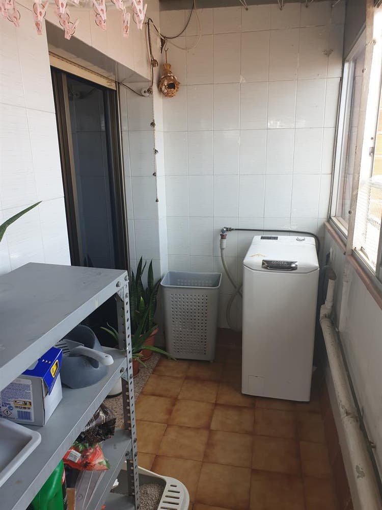 Alquilo habitación en Vía Julia