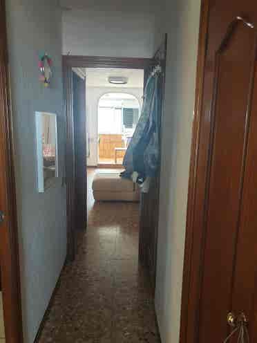 Alquilo habitación en Vía Julia