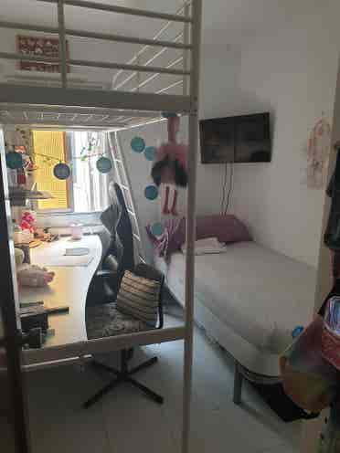 Alquilo habitación en Vía Julia