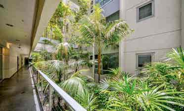 1BR Urban Living–Library DTLA
