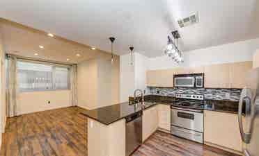 1BR Urban Living–Library DTLA