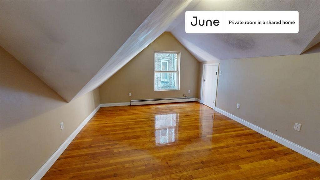 4 BR in Boston