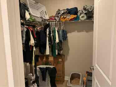 ROOM FOR RENT