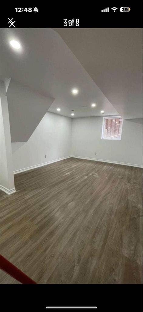 1 Private room available