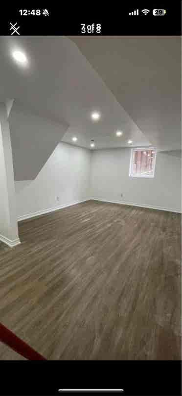 1 Private room available