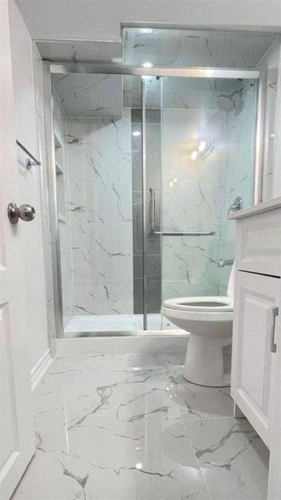 1 Private room available