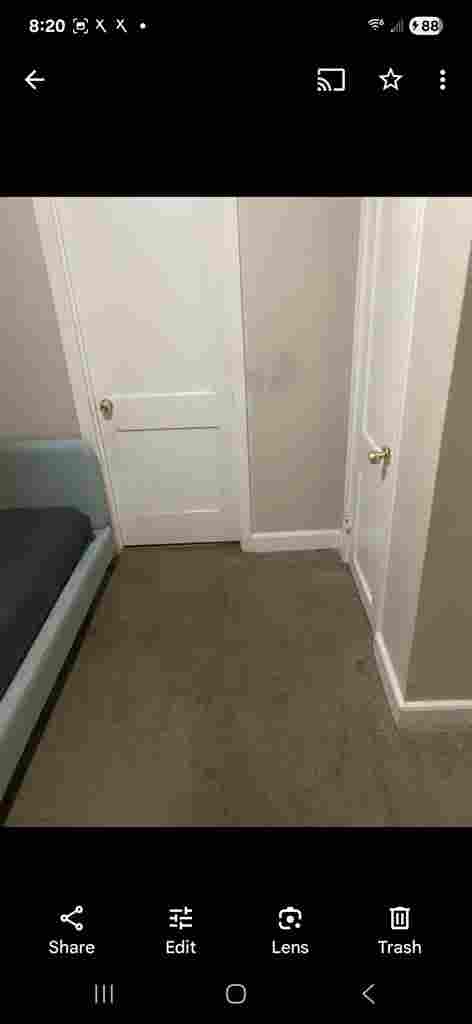 Room for rent with bathroom and bed