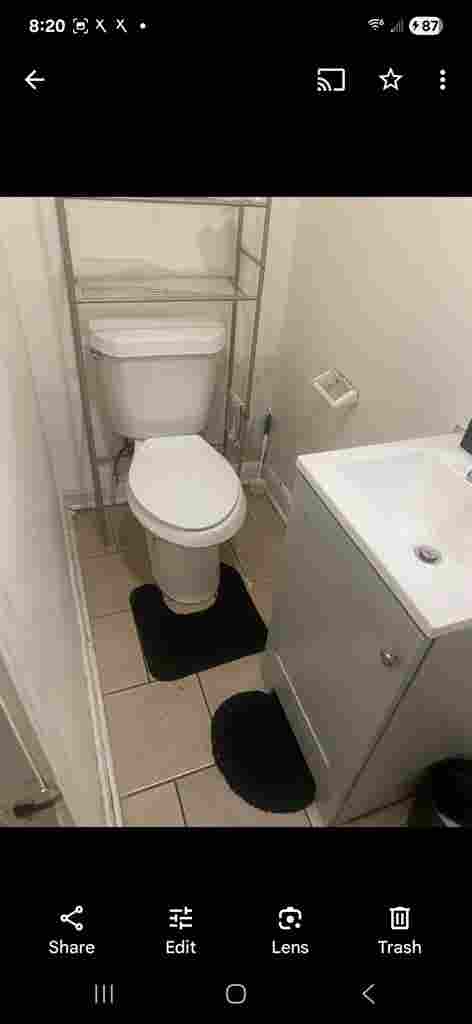 Room for rent with bathroom and bed