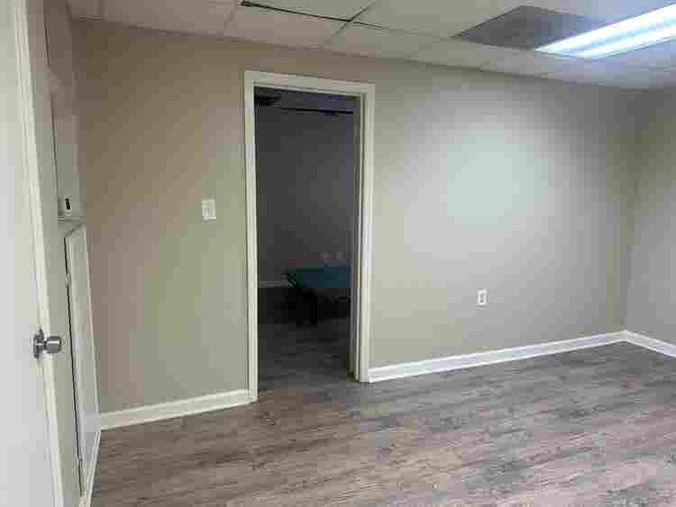 ROOMMATE WANTED