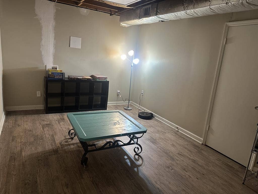 ROOMMATE WANTED