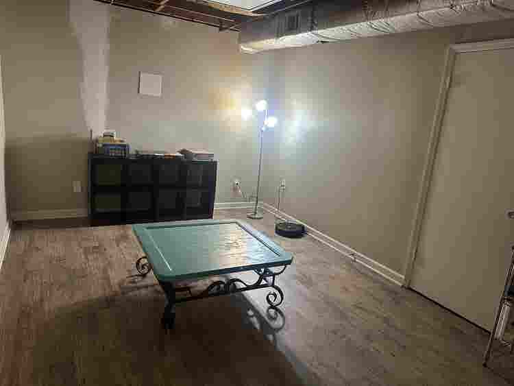 ROOMMATE WANTED