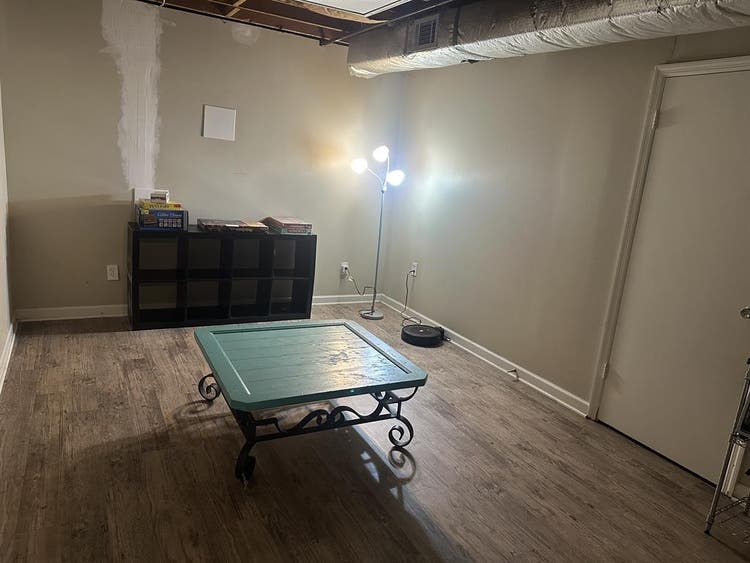 ROOMMATE WANTED
