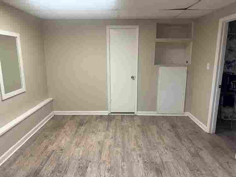 ROOMMATE WANTED