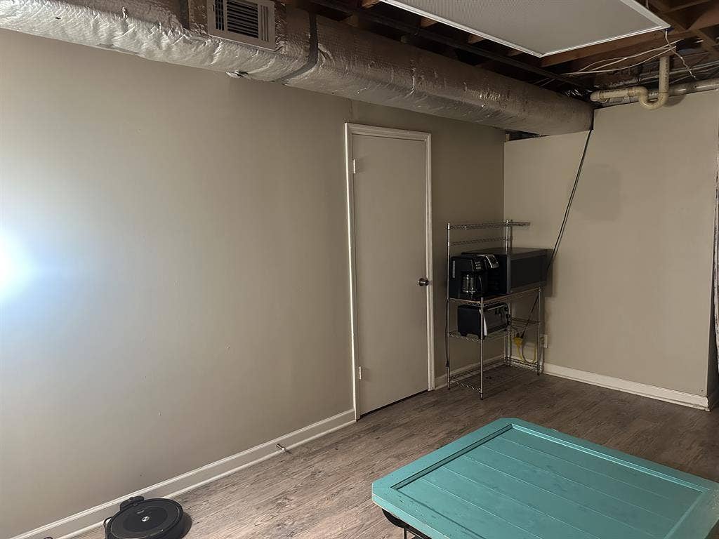 ROOMMATE WANTED