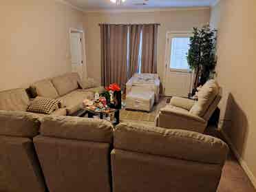 Room off Kanis and Shackleford
