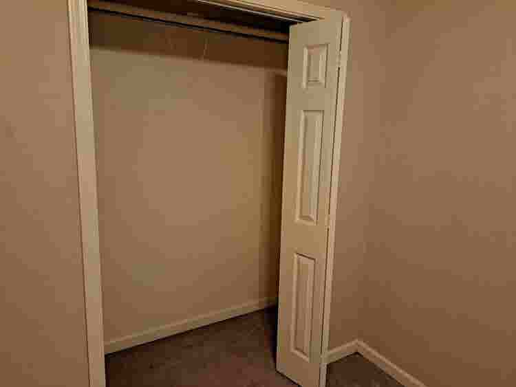 Room off Kanis and Shackleford