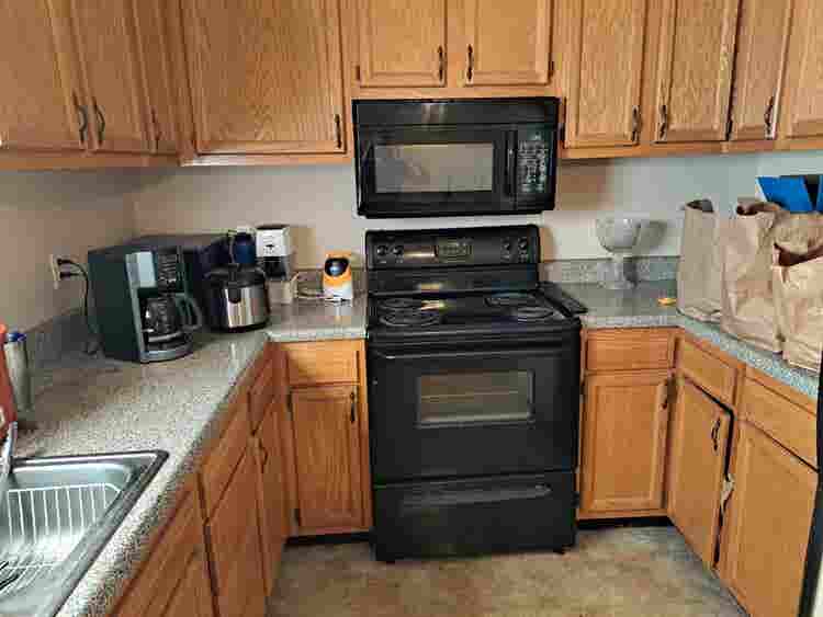 Room off Kanis and Shackleford