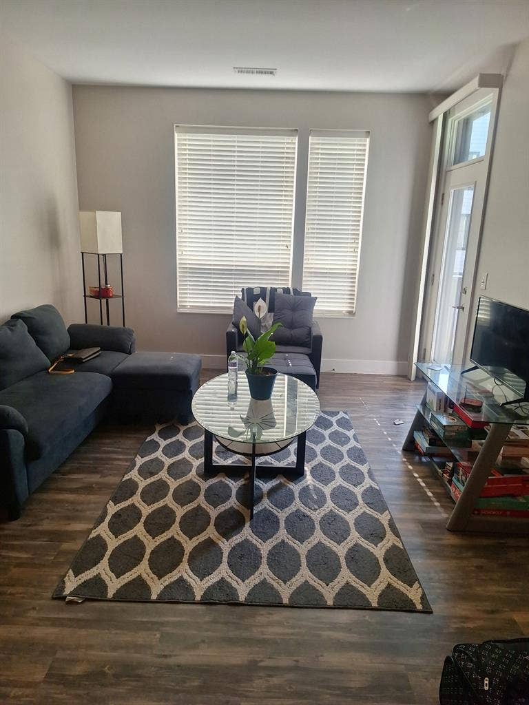Sublease in The Red Apartments