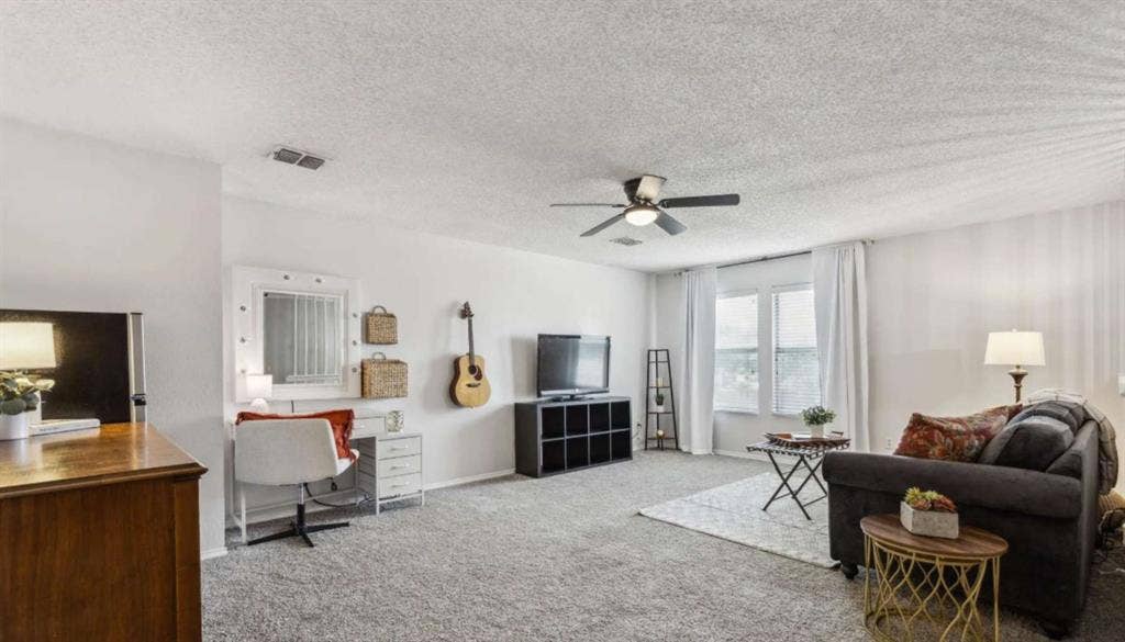 Mckinney Loft