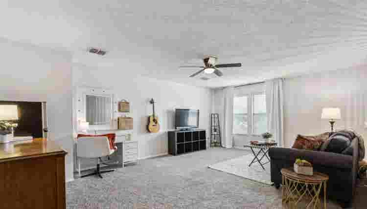 Mckinney Loft