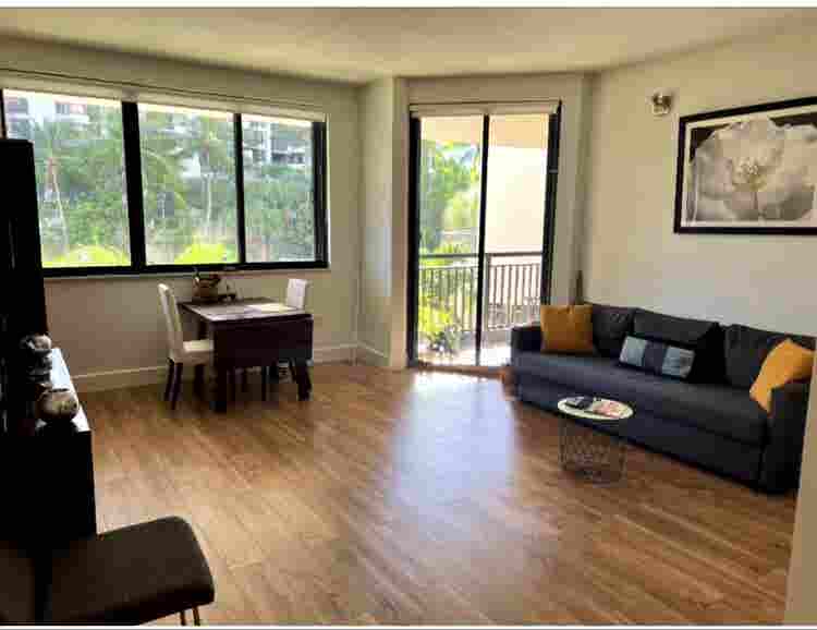 Gorgeous Master Bedroom - Brickell
