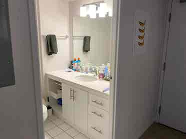 Room in 2 bedroom unit