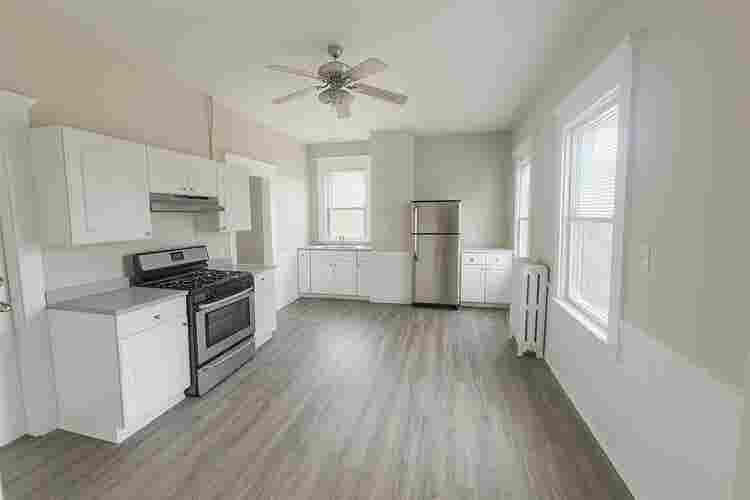 3 
bedroom historic neighborhood