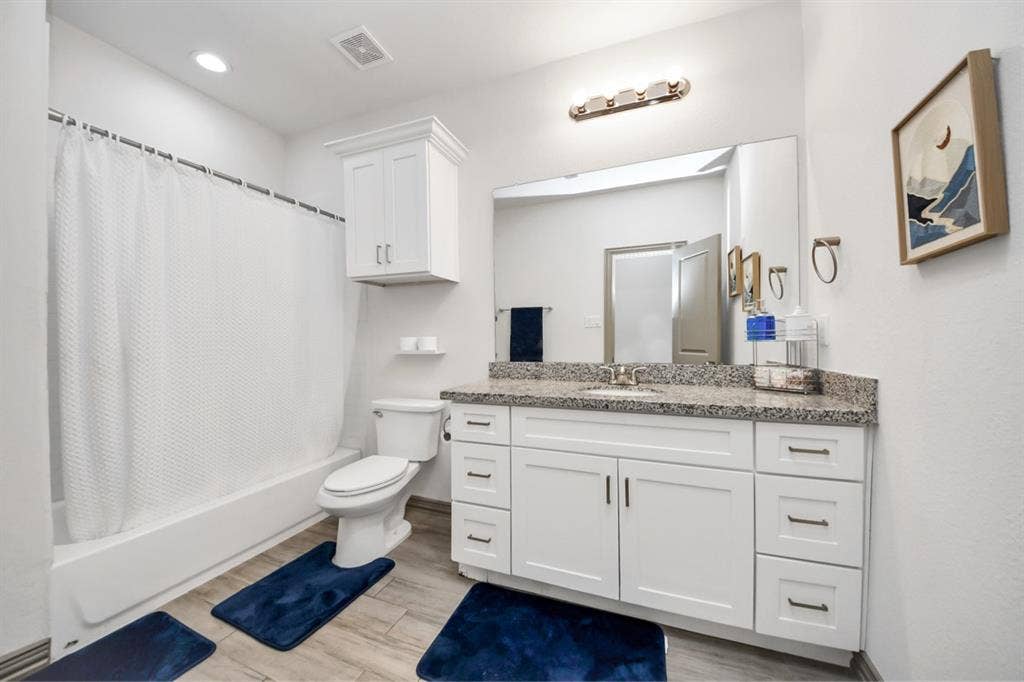 Cozy Home in South Houston