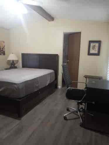 Nice room with private bathroom