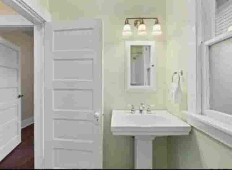 Beautiful Wallingford House!