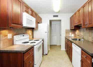 Room for Rent at Deerfield Beach