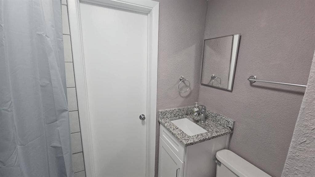 1 BR in Holiday