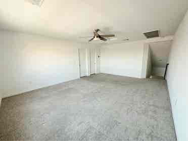 Private 3rd Floor for Rent