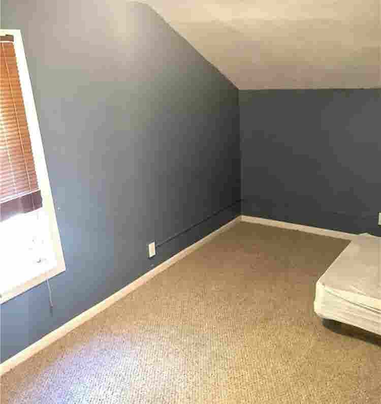 Room available close to campus