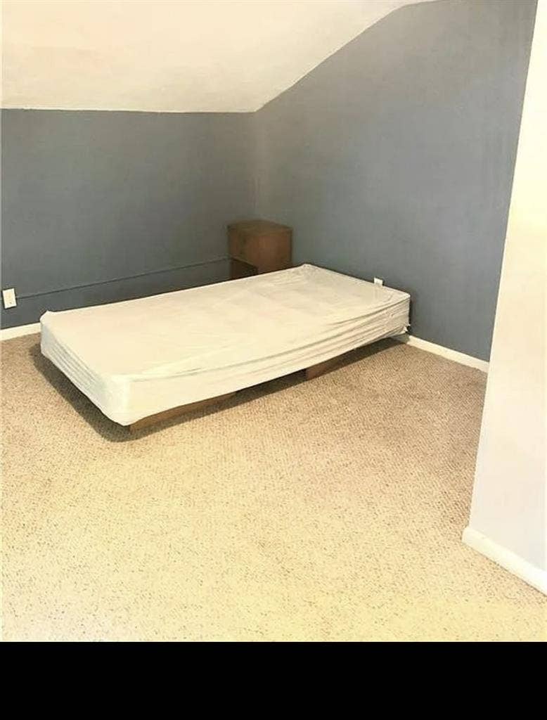 Room available close to campus