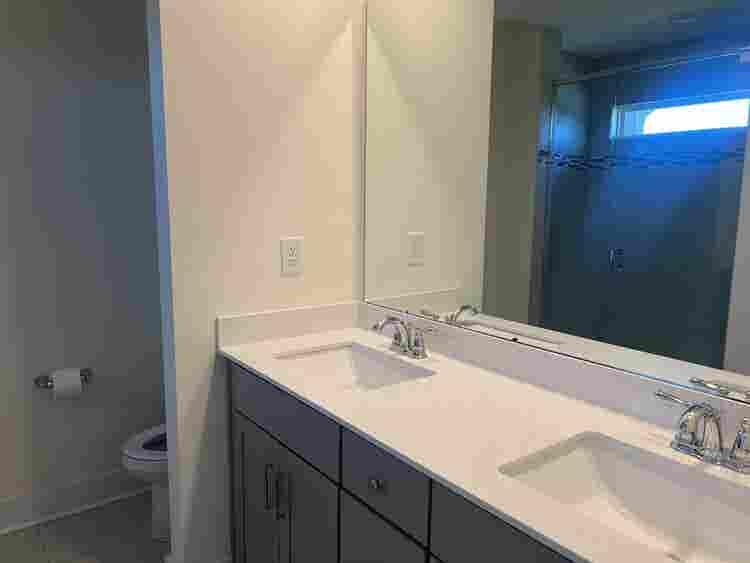 Spacious Private Room in Matthews