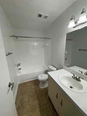 Private room and bathroom in