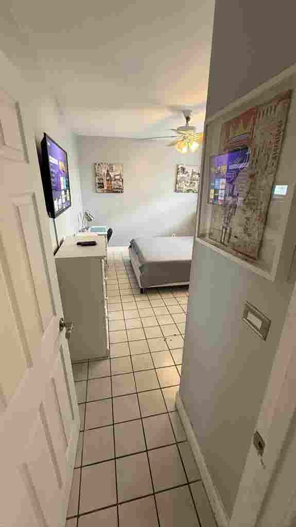 Private furnished room w/bathroom