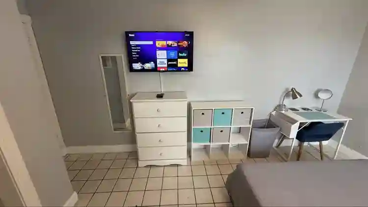 Private furnished room w/bathroom