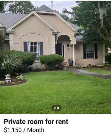 Private master suite for rent
.